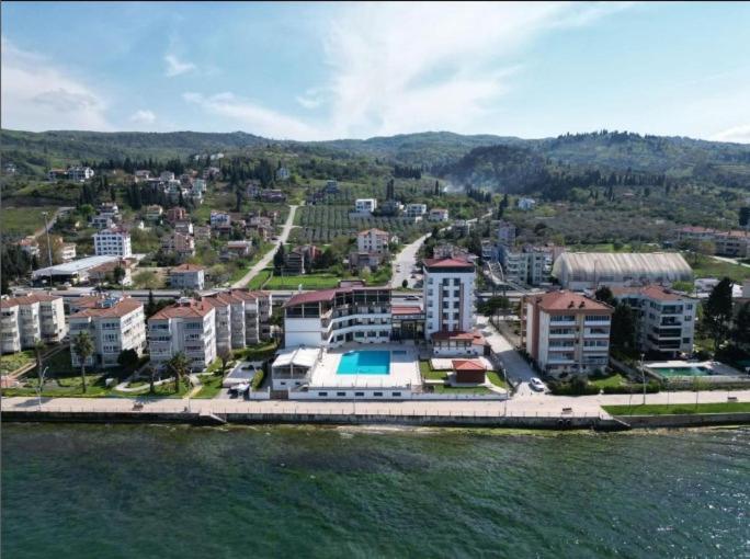 Blue Pier Hotel Kocaeli Exterior photo